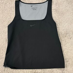 Nike Women's Black and Gray Tank Top